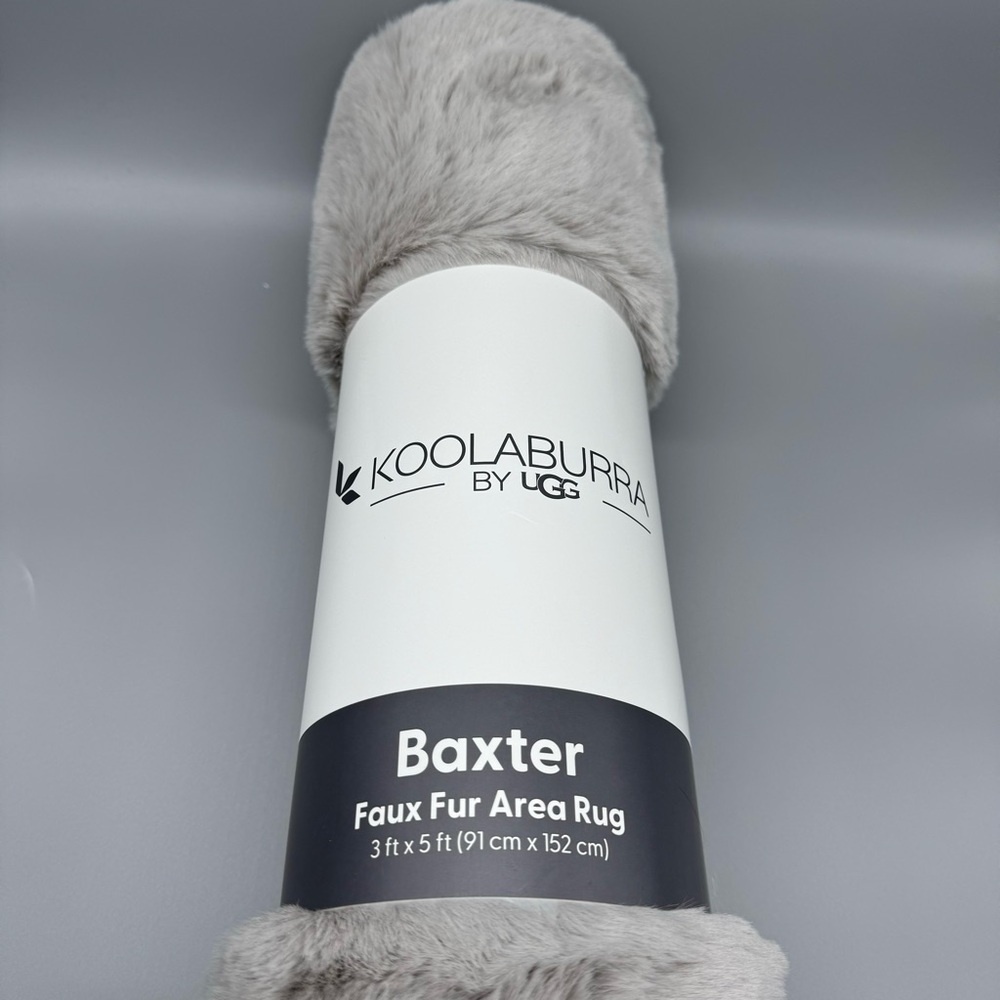 NEW KOOLABURRA by UGG Faux Fur Baxter Area Rug 3ft x 5ft Silver Light Gray Soft